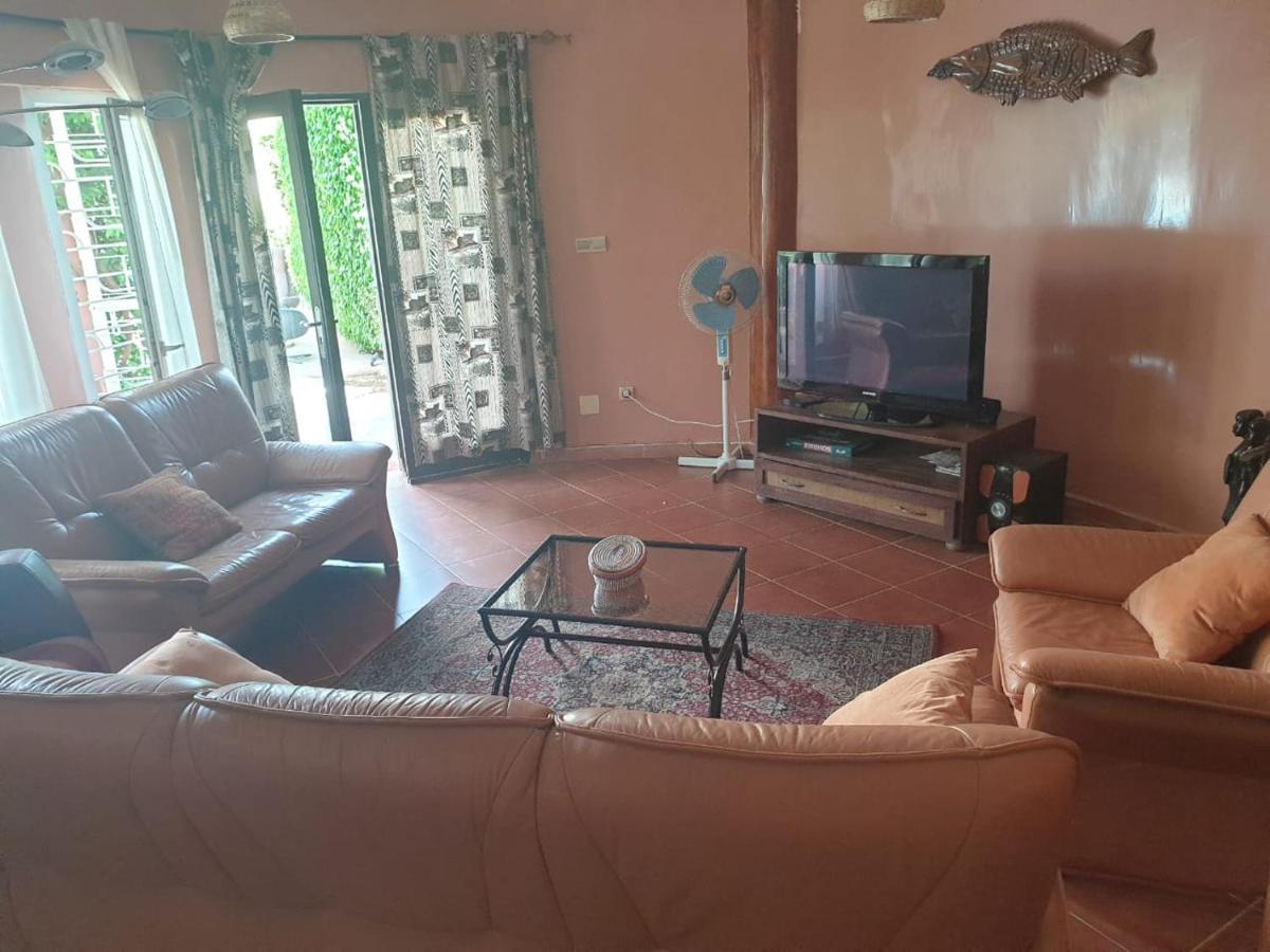 Vila Fadu'Gh Somone Exteriér fotografie